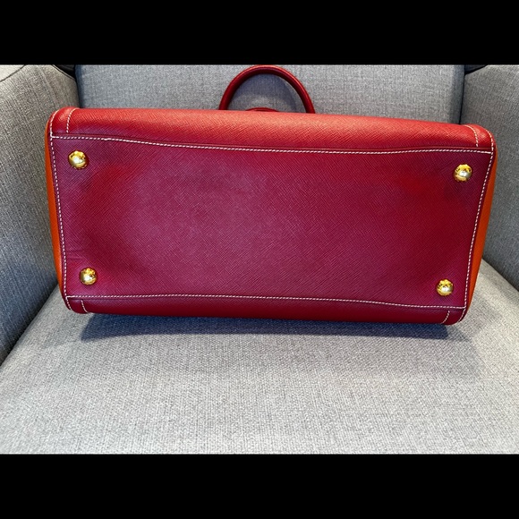 Authentic Prada Saffiano Bicolor Tote Bag - Picture 6 of 13